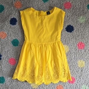 Gap Size 6-7 Small Yellow Dress Eyelet